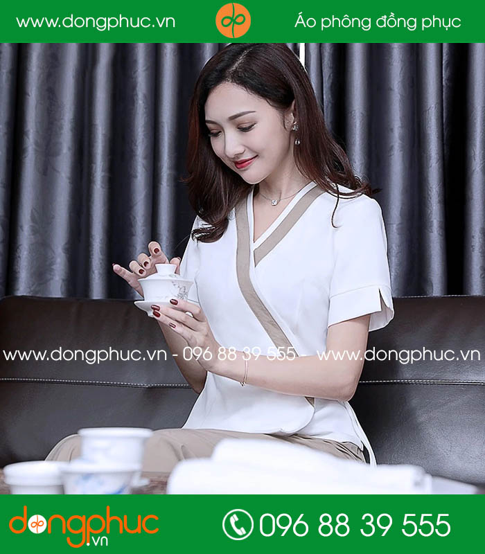 Đồng phục spa màu trắng phối hồng nhạt